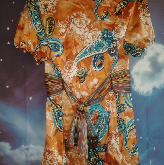 BCBG XL Orange Paisley blouse - Picture 2 of 3